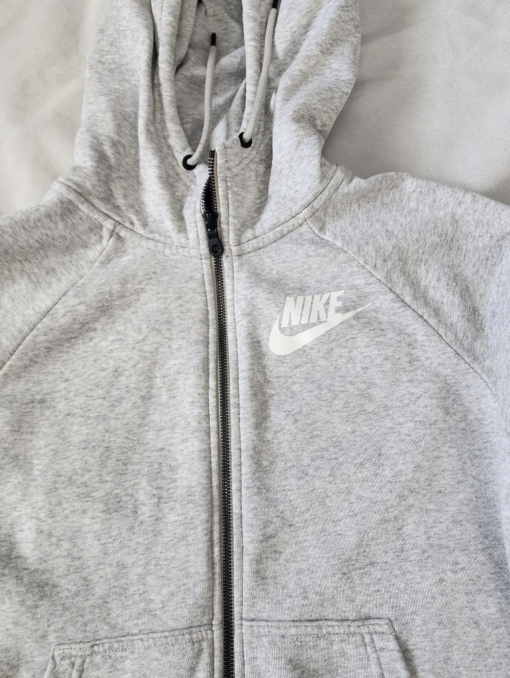 Nike Women Heather Gray Full-Zip Hoodie Size Medium - Picture 3 of 7